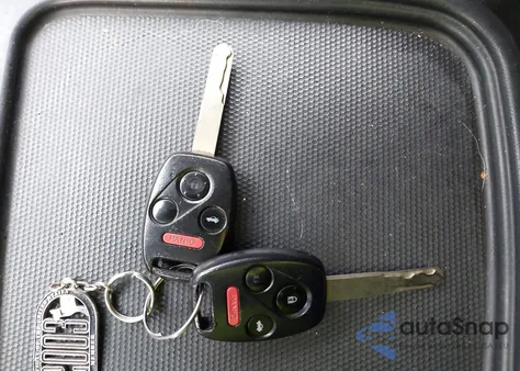 2005 Honda Cr-V Ex from USA, damaged, VIN SHSRD78835U318324